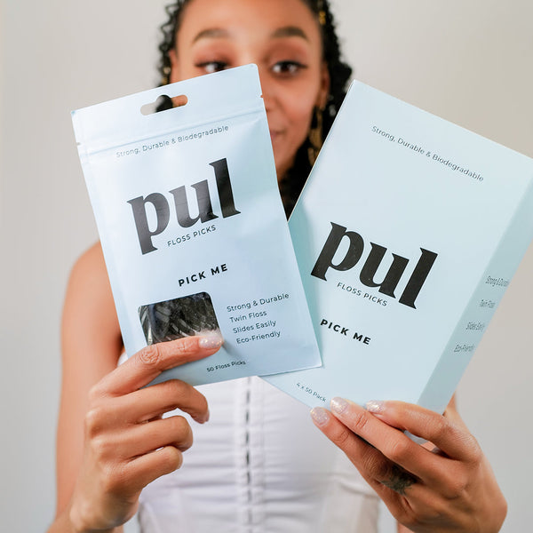 PUL Floss Picks: Clean Teeth during Invisalign Treatment